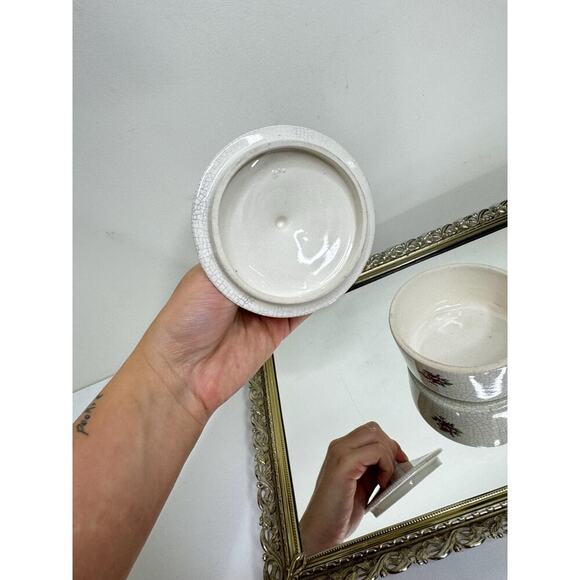 Antique Crackle Ceramic lidded Dish with Rose Floral Design - Picture 4 of 9